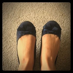 Fergalicious silk bow ballet flats!